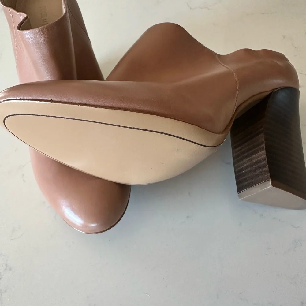 Pour La Victoire Leather Eda Mule Booties Size: 9.5 - Picture 9 of 10